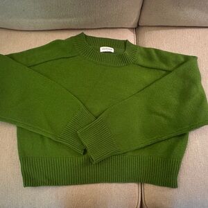 Vestique Cropped Sweater Green
